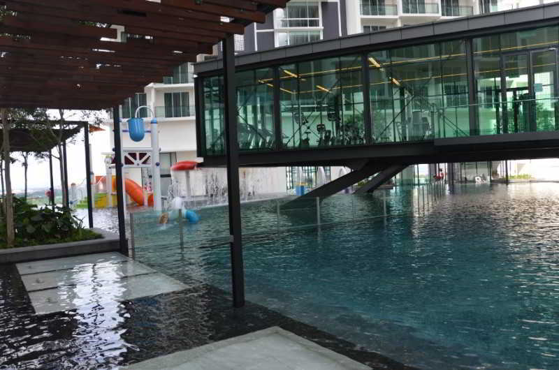 Swiss-garden Hotel 4*