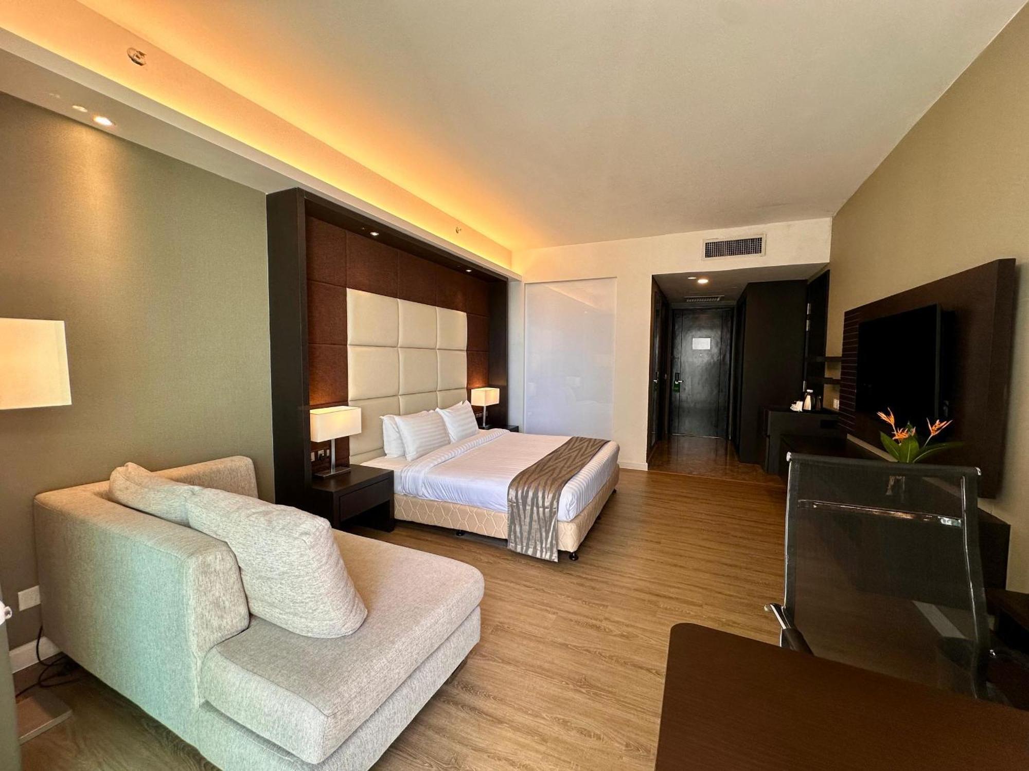 Swiss-garden Hotel 4*